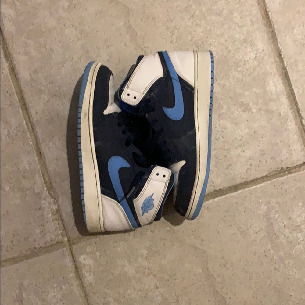 jordan 1 retro Chris Paul PE